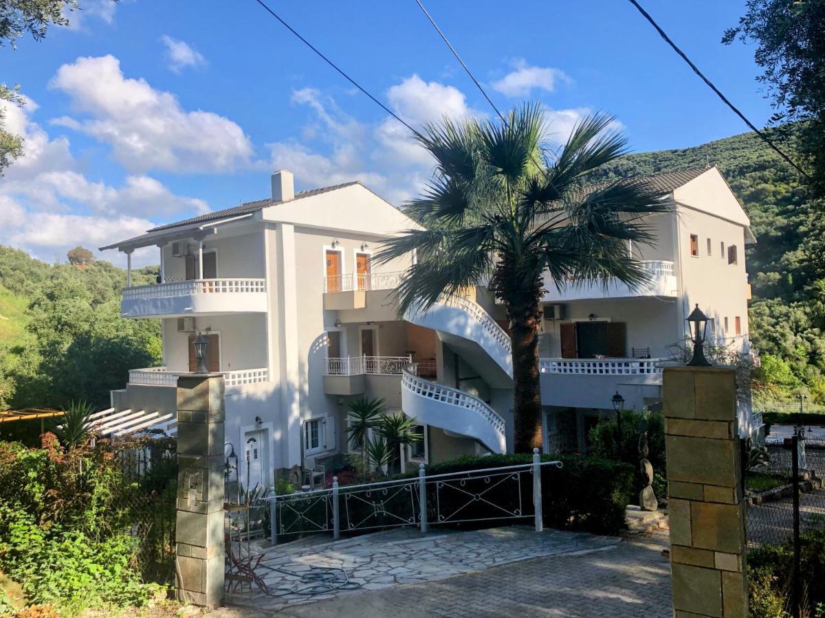 Aparthotel Golden Sun Parga Exterior foto
