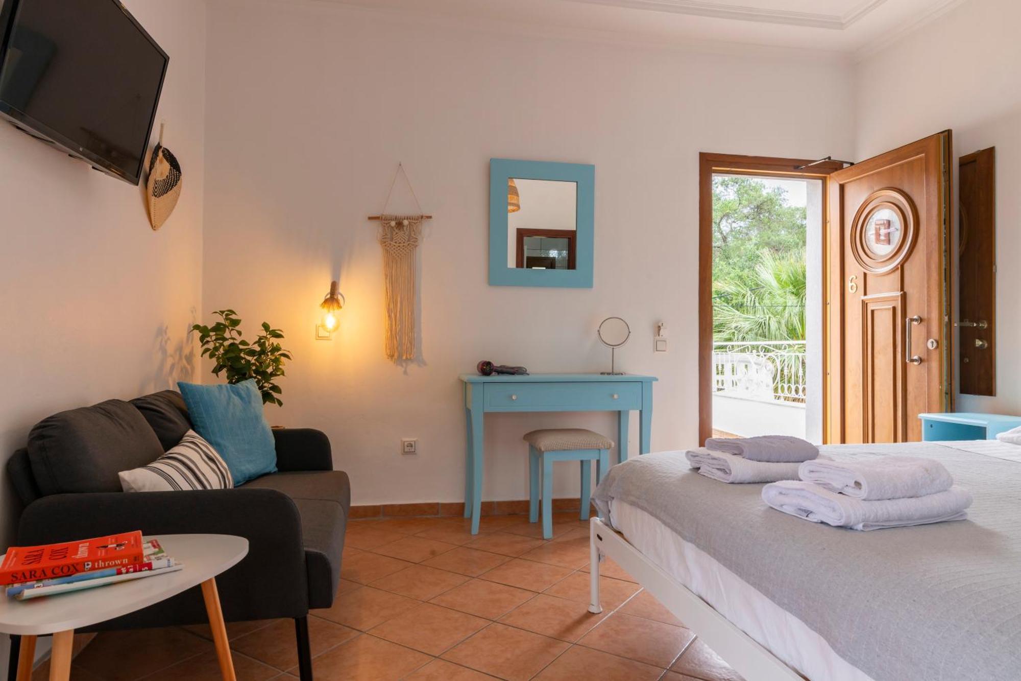 Aparthotel Golden Sun Parga Exterior foto