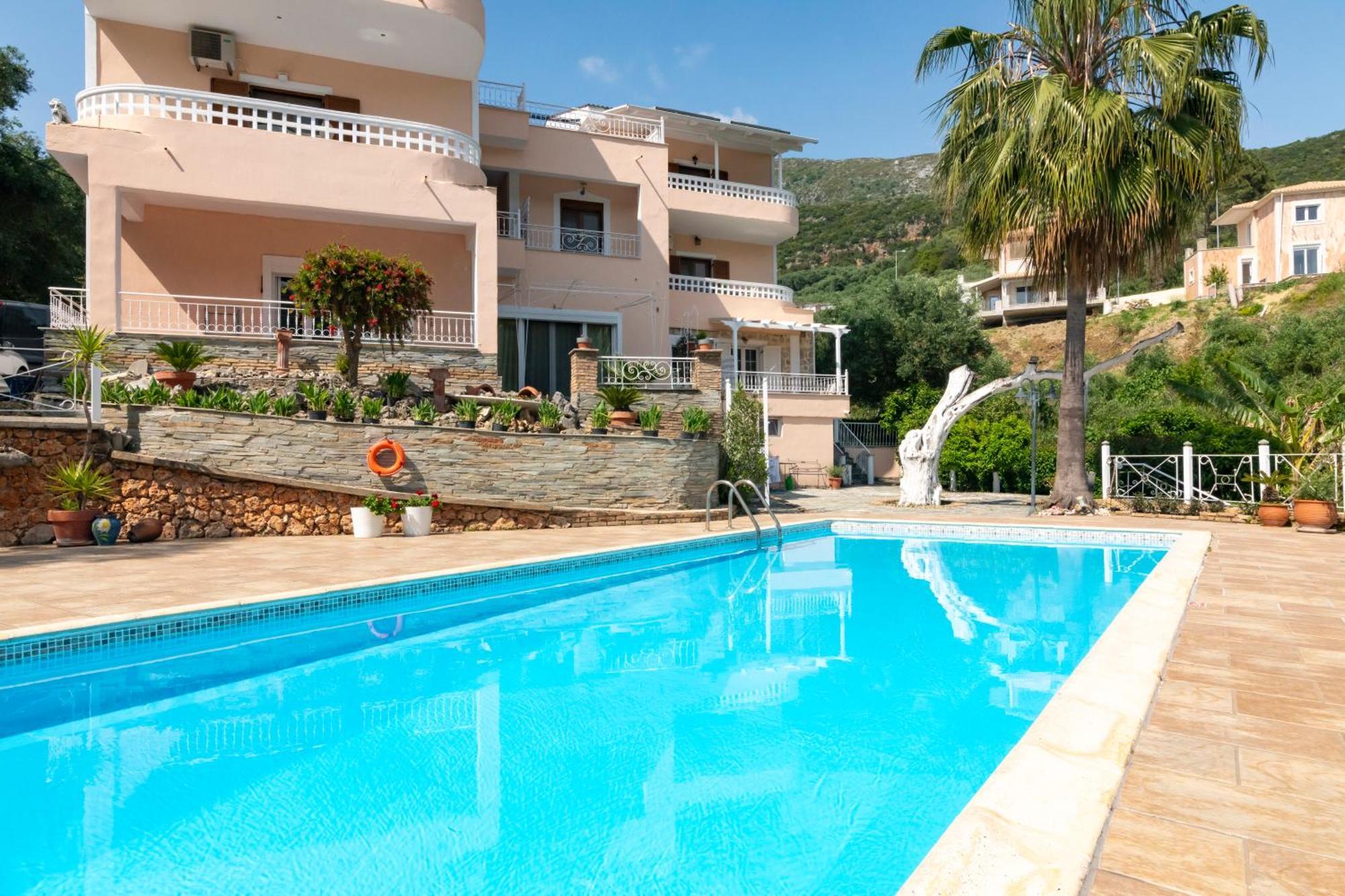 Aparthotel Golden Sun Parga Exterior foto