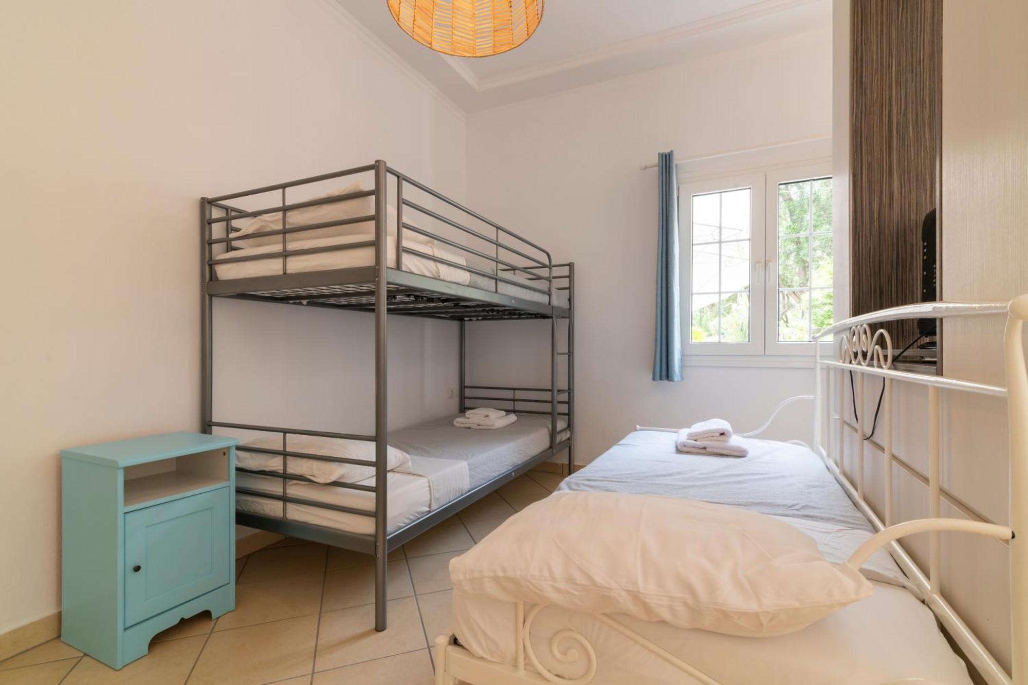 Aparthotel Golden Sun Parga Exterior foto